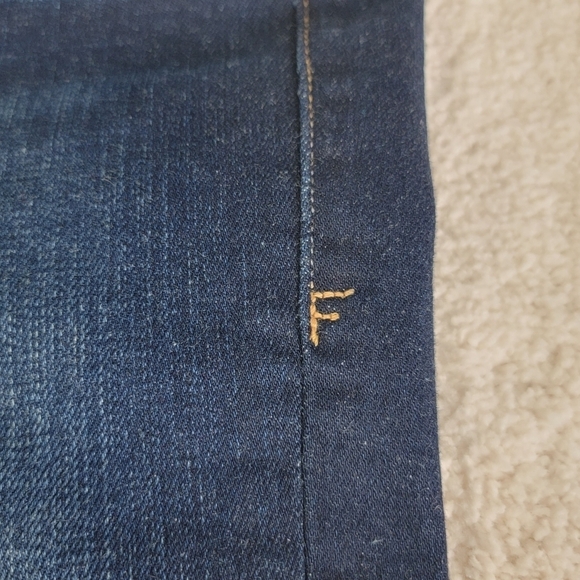 Frame Le Skinny De Jeanne Fellah Slit Rivet Clean Denim Blue Jeans Sz 31 NEW - Picture 12 of 16